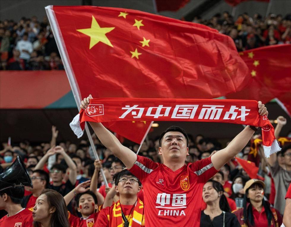 名宿公开夸赞球队新星