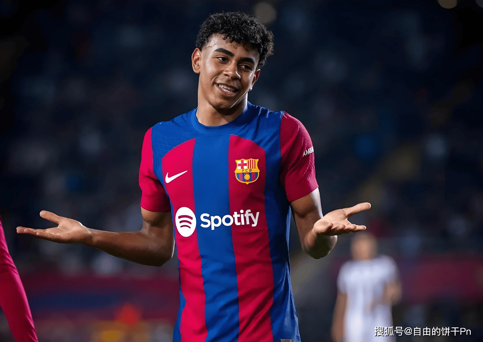 意甲战报：普利西奇梅开二度，米兰让二追三3-2逆转都灵