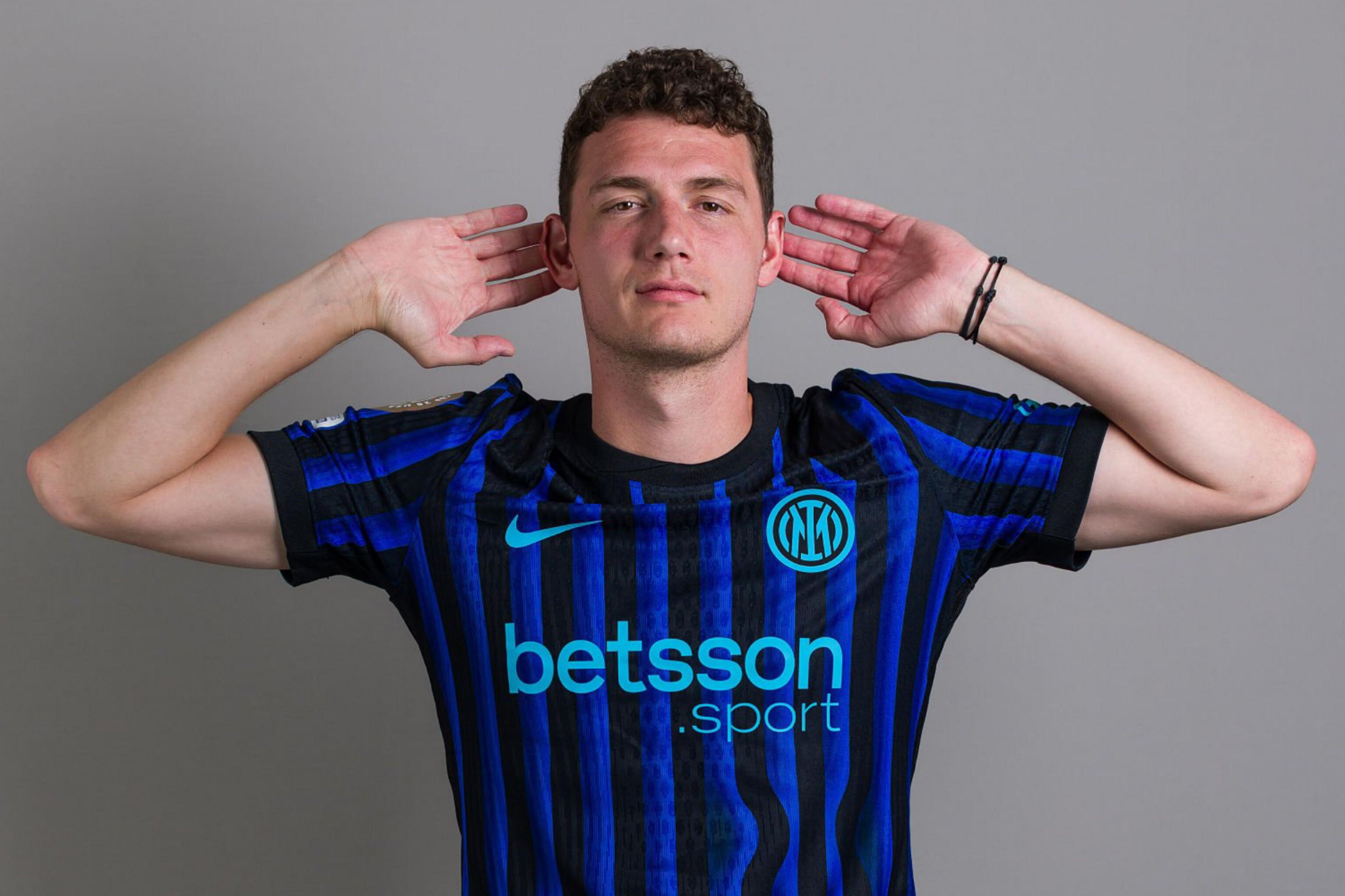 NBA焦点战：凯尔特人主场逆转猛龙（NBA焦点对决：凯尔特人主场完成逆转，力克猛龙）